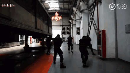 警察蜀黍对《魂斗罗》“下手”了