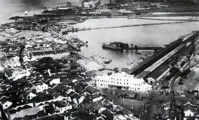 他是原副总理，1975年被永远开除党籍，1979年当选为副主席