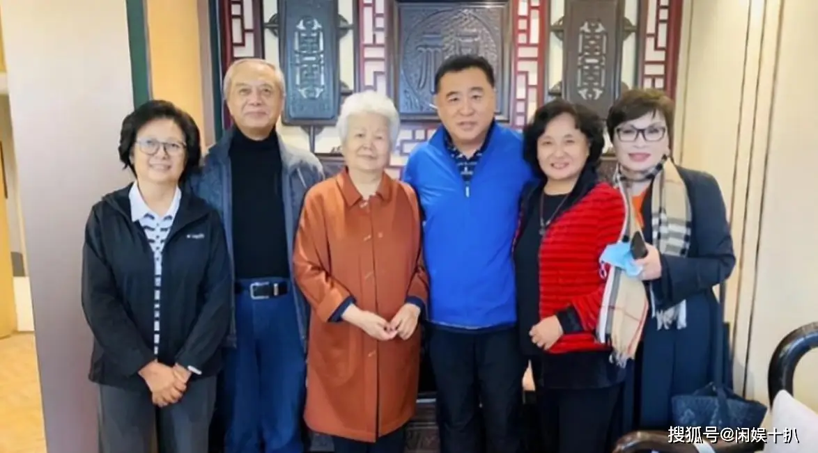 央视著名主持邢质斌：扎根央视35年零失误，退休后近况如何？