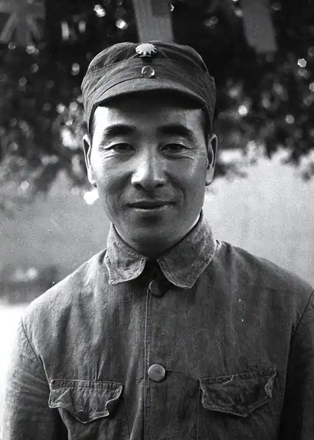 他曾担任副总理,60岁被撤职,69岁被永远开除党籍,73岁恢复名誉