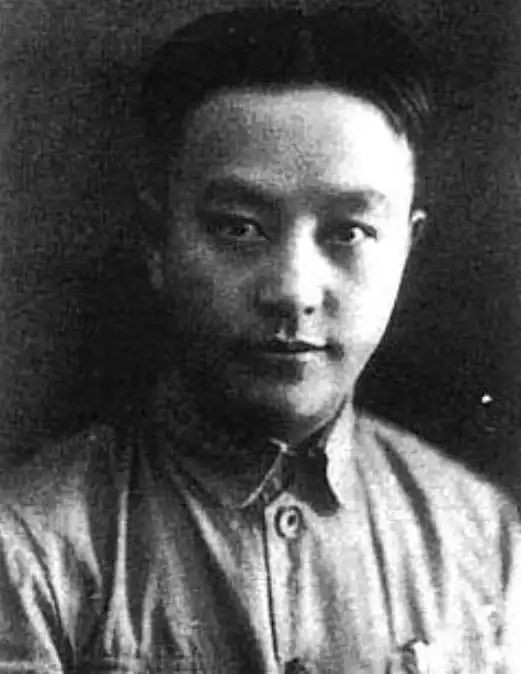 他曾担任副总理,60岁被撤职,69岁被永远开除党籍,73岁恢复名誉