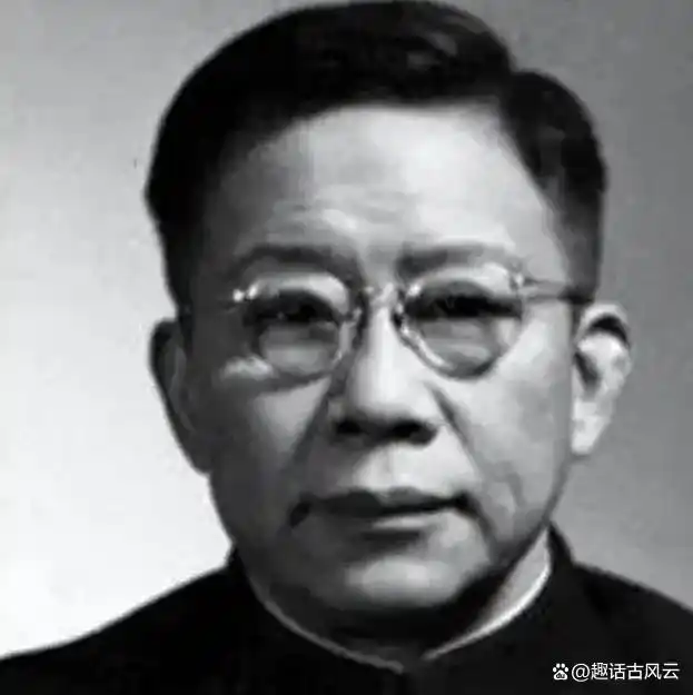 1975年他被永远开除党籍，1979年为何能高票当选全国政协副主席？陆定一跌宕起伏的“笔杆子”人生！