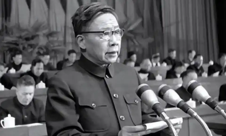 副总理陆定一被关押13年，期间有一次出狱机会，他为何放弃了？