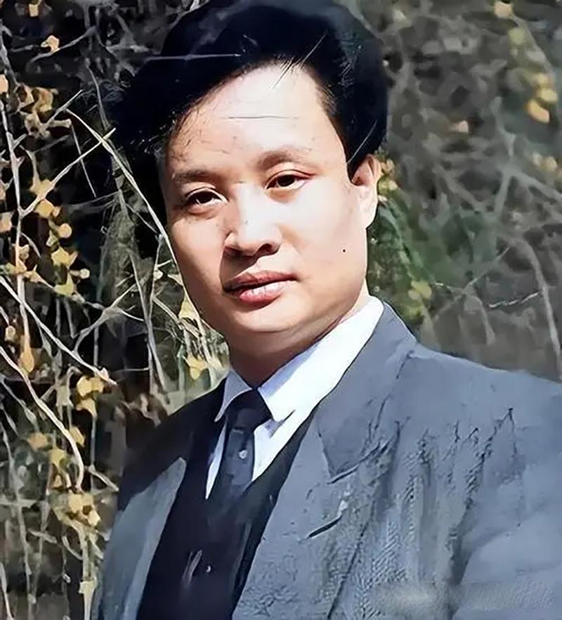 官媒亲自点名，68岁阎维文暴露真实处境，李双江一个字都没说错