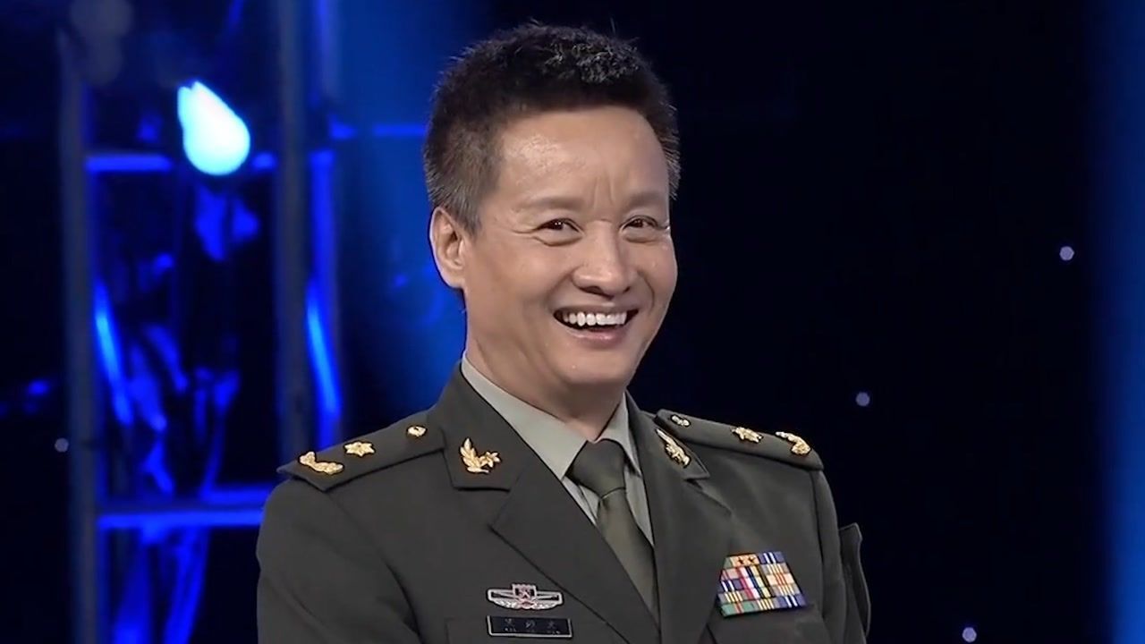 官媒亲自点名，68岁阎维文暴露真实处境，李双江一个字都没说错