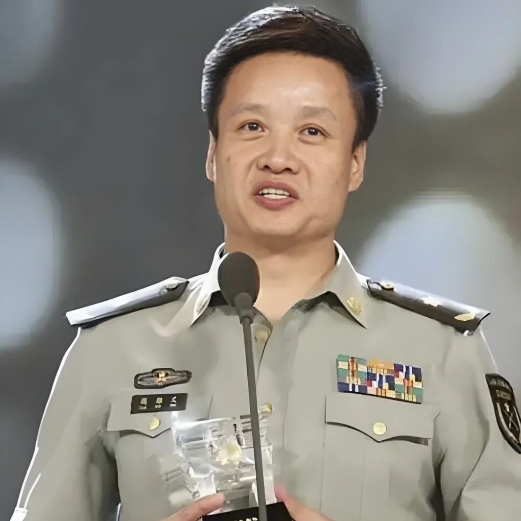 官媒亲自点名，68岁阎维文暴露真实处境，李双江一个字都没说错