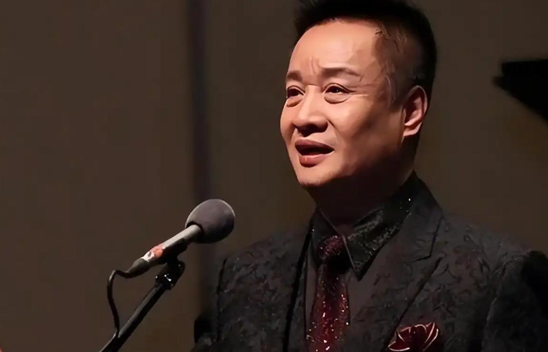 为艺术献身55年，陪妻子抗癌36年，67岁还在唱的阎维文是真男人