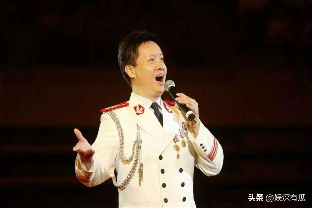 “人民歌唱家”阎维文：对爱妻一见钟情，陪妻子抗癌36年不离不弃