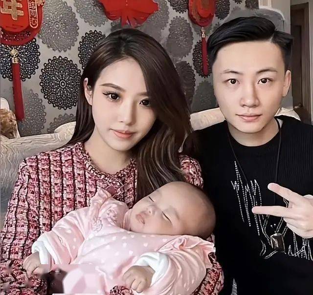 网红王天缘将离婚，扬言要抛妻弃子，京户女孩等着嫁，网友：封杀