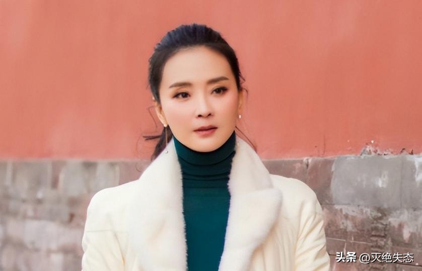 丈夫王志才失联7年,王艳丢失的面子,这次竟被19岁儿子找了回来