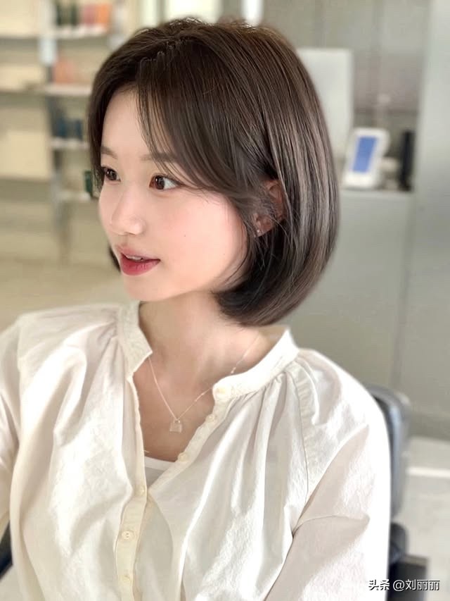 2025韩系短发封神指南｜精灵短发层次波波头，选对秒变氛围感美女