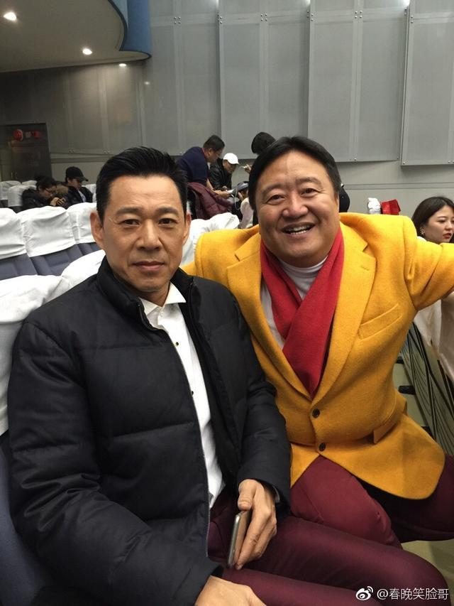 被称为“春晚最牛观众”的笑脸哥, 真实身份曝光, 经历让人心酸