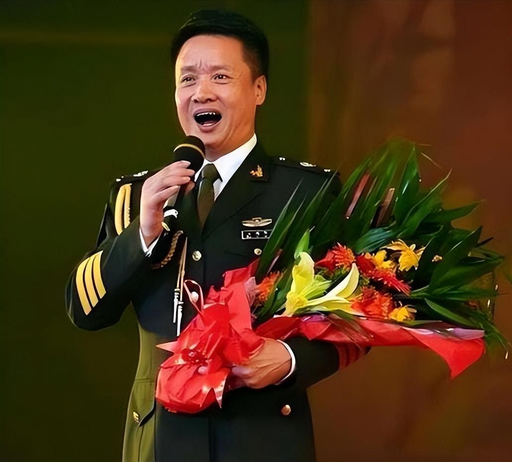 阎维文现状：曾在春晚出尽风头，如今没资格露脸，导演选人惹争议