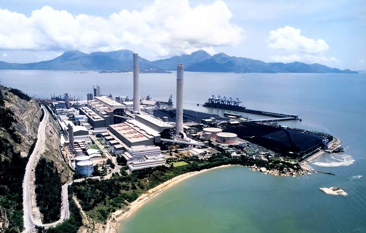 新加坡与香港曾经不分伯仲，如今谁的用电量更高？