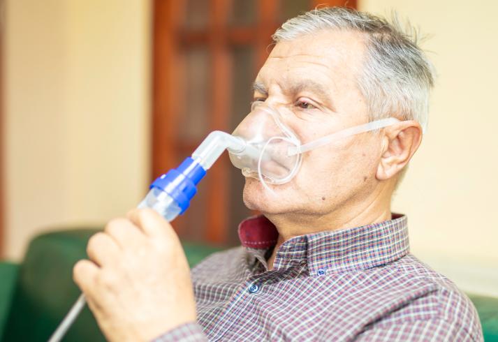 医生提醒：慢阻肺不管怎么治，最后都逃不过气短加重？
