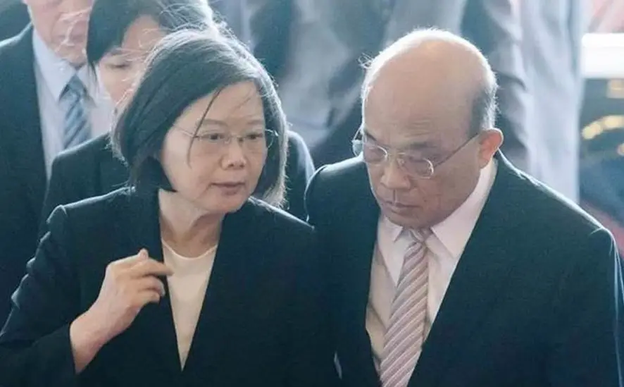 岛内最新民调出炉，对于蔡英文2022年的表现，超过八成民众不满意