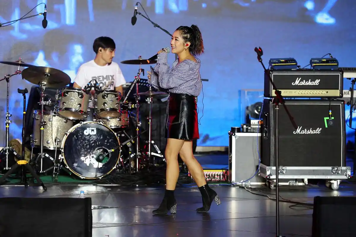 架子鼓最火的十首歌曲，你听过几首？哪首最能震撼你的心灵？