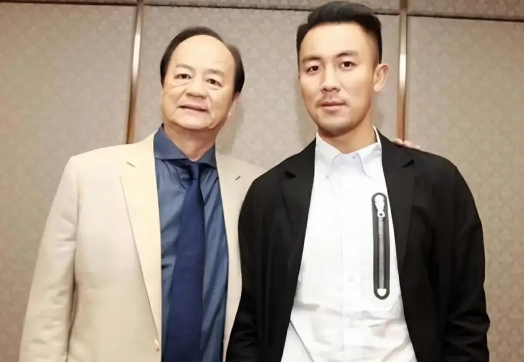 娶内地媳妇的10位港星，儿女双全，被传婚变，都是自己的选择