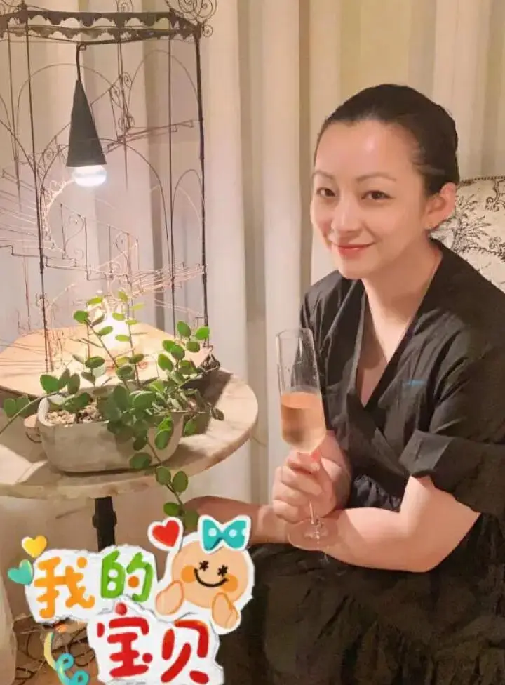 娶内地媳妇的10位港星，儿女双全，被传婚变，都是自己的选择