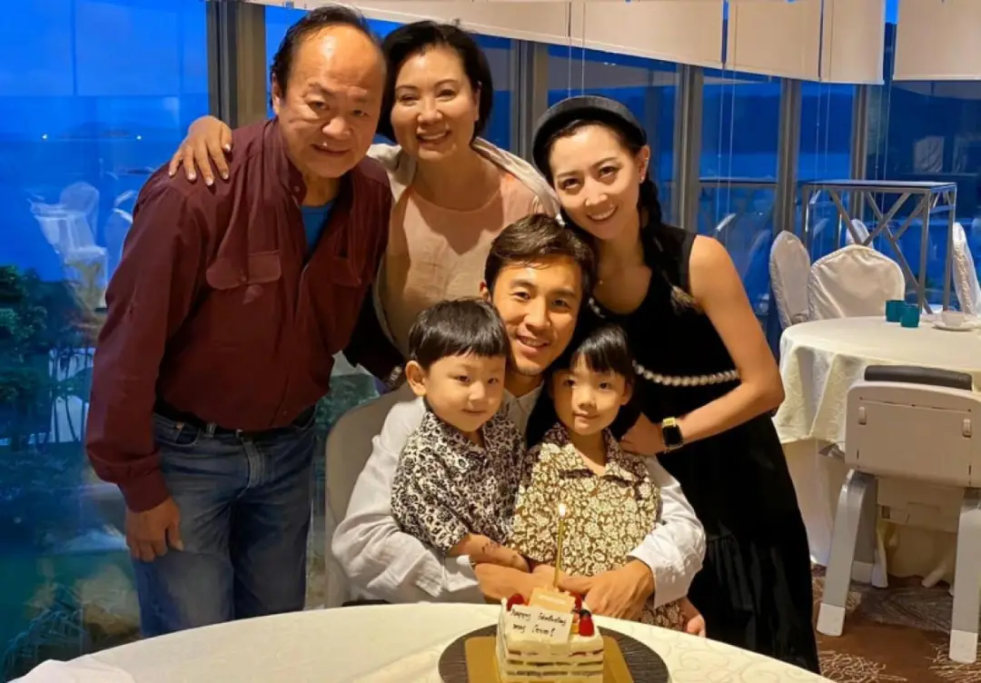 娶内地媳妇的10位港星，儿女双全，被传婚变，都是自己的选择