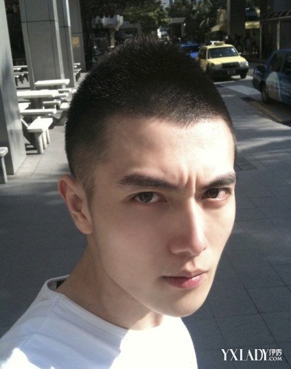 男生硬质头发发型  5款造型时尚个性