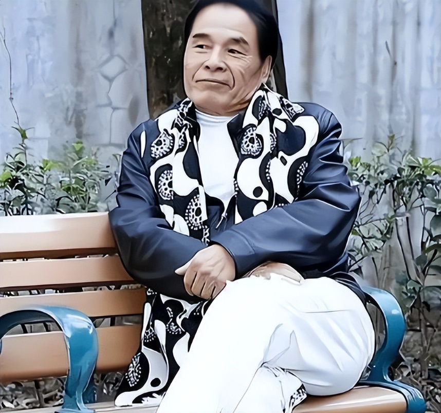 “影帝”雷洪，令人大开眼界的情史，属实是意想不到