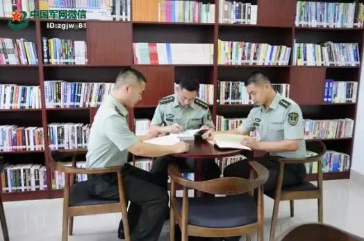 跟深港汽车连老司机上路：看看他们眼中的香港什么样