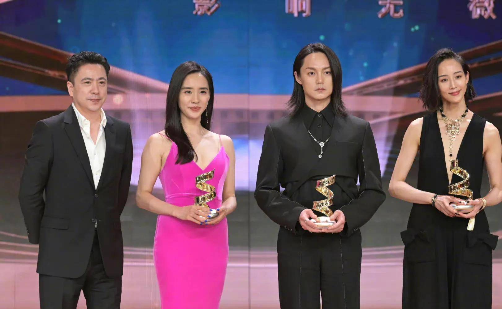 8位男星男生女相，有的越来越娇俏，有的成油腻大叔，长发遭人嫌