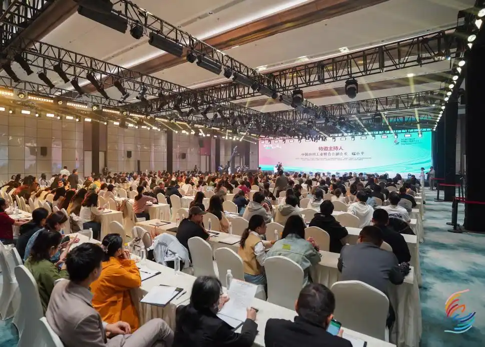 第八届中国纺织非物质文化遗产大会在海宁许村召开！