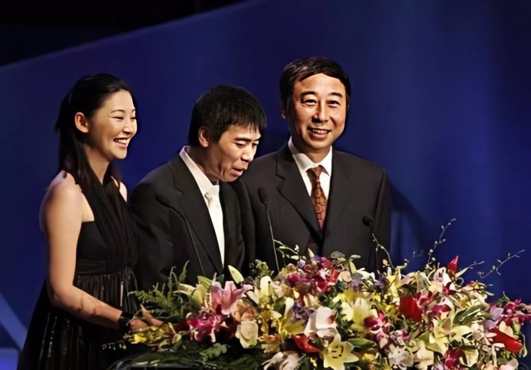 冯巩：65岁，被骂惨了