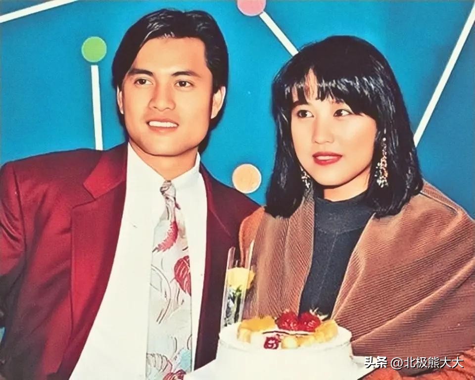 “夫凭妻贵”吕良伟:三婚娶贵州富婆一飞冲天,至少能少奋斗50年