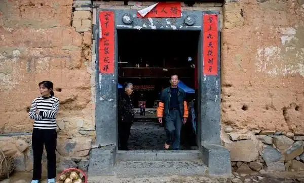 当真相成为赌注：战地记者的生死记录