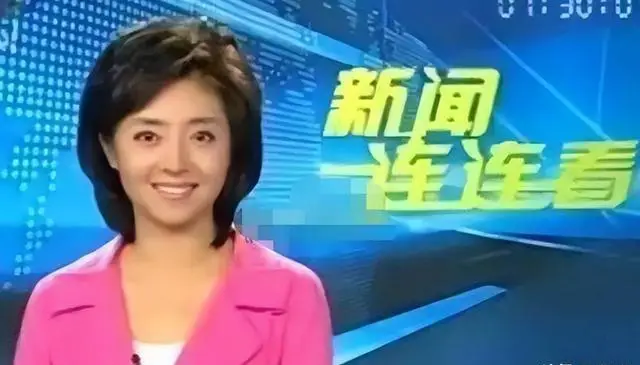 主持人佟瑶:因下车方便失踪,20分钟后,路边只剩下一只高跟鞋