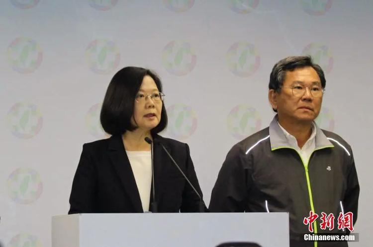 台湾连续新增超6万，蔡英文办公楼108人染疫