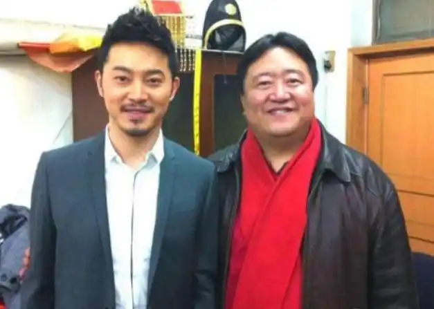 春晚最牛“钉子户”，笑坐春晚观众席19年，网友：怎么年年都有他