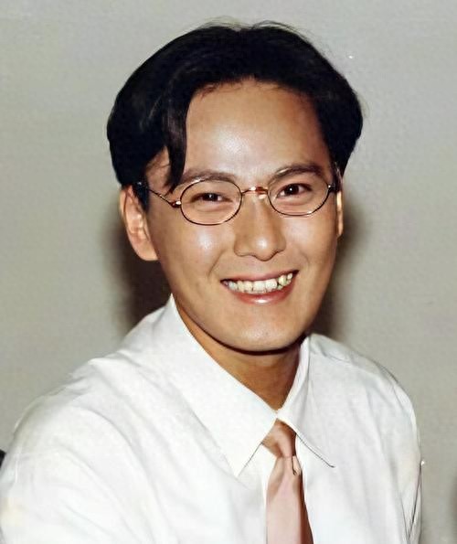 张信哲：那位用歌声温暖万千心灵的情歌王子！