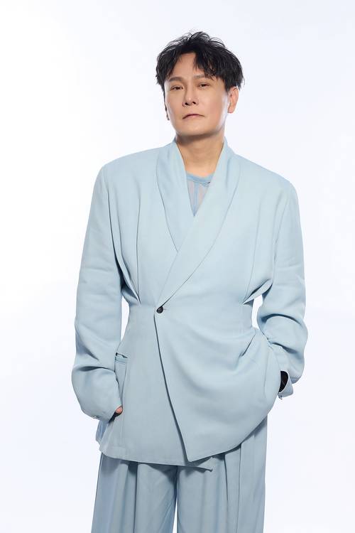 张信哲:那位用歌声温暖万千心灵的情歌王子!