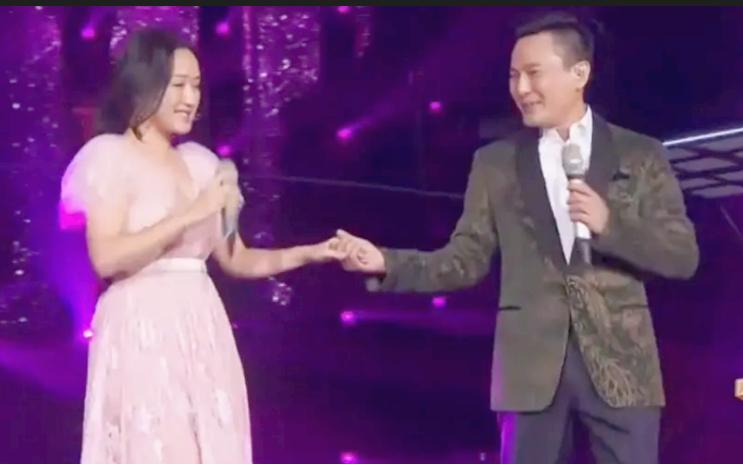 “情痴”张信哲：55岁仍未婚，他的破碎爱情就像一首带泪的情歌