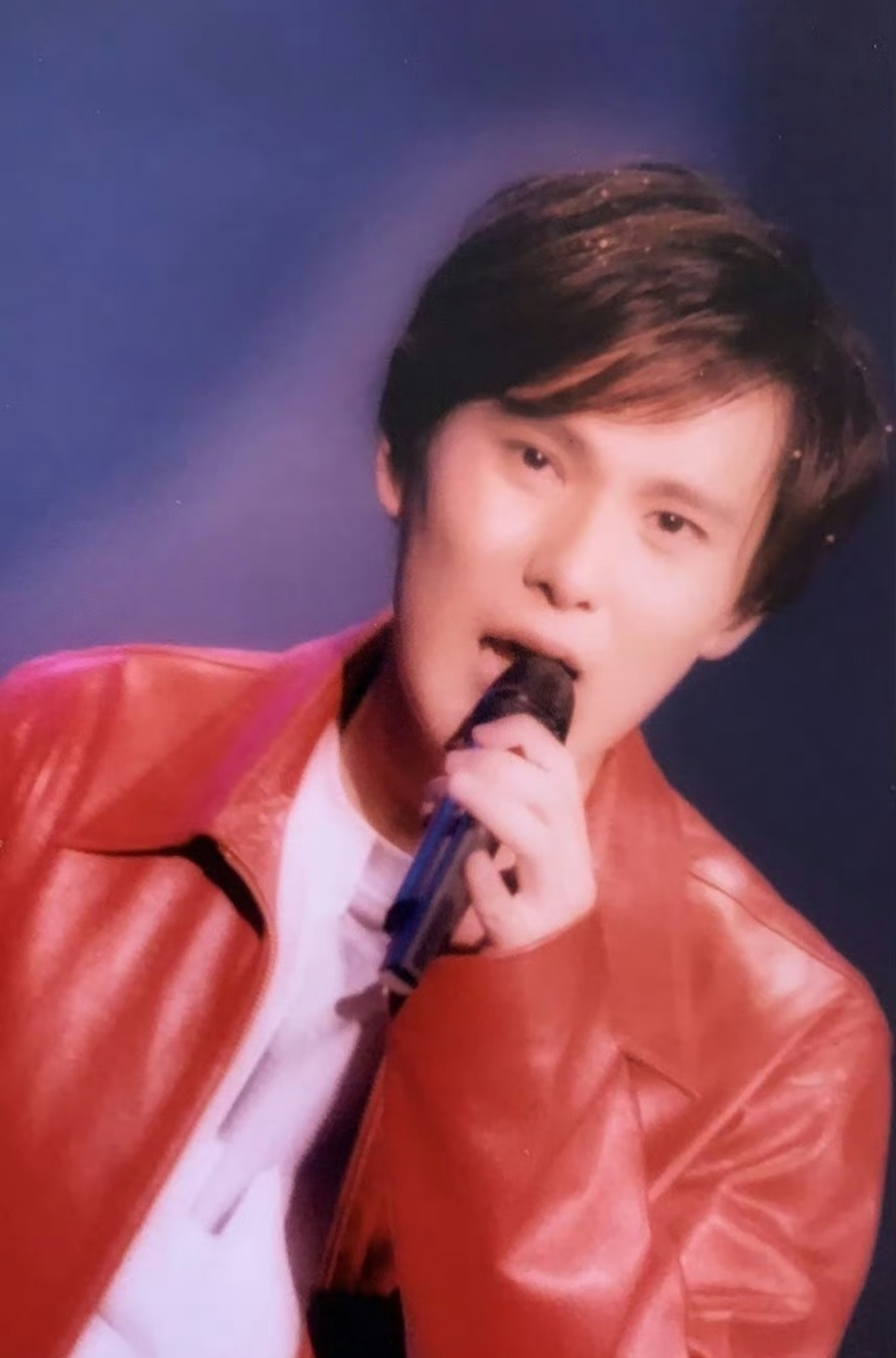 被十八线嘉宾嘲过气，"情歌王子"张信哲，透露57岁至今不娶的原因