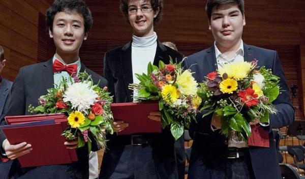 华裔青年说|杨远帆：融合中西风格不只是概念和口号