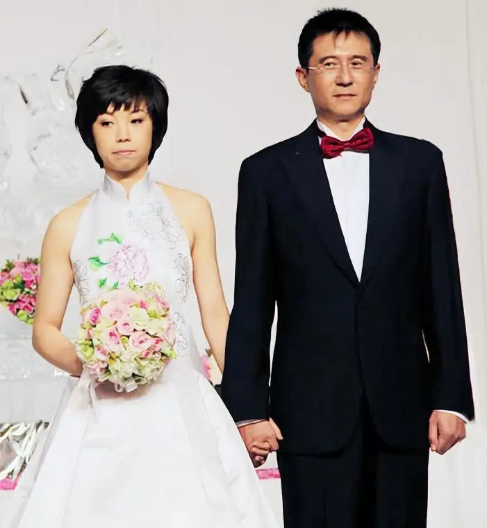 徐威:和袁立同居12年,但凡她接受1次求婚,我不会转身娶张怡宁