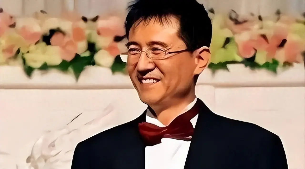 袁立与他同居12年,将美好的年华给了他,他却选择和张怡宁结婚