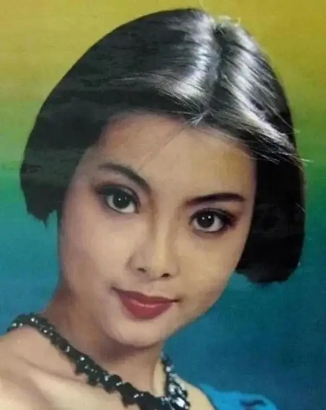 袁立与他同居12年,将美好的年华给了他,他却选择和张怡宁结婚