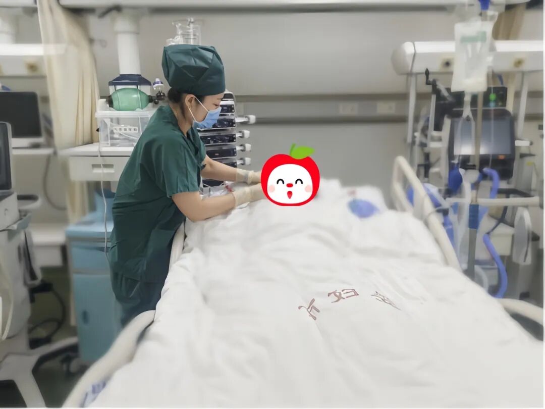 42岁+二胎+胎盘植入……手术室里的情形惊心动魄,在场所有人祈祷母子平安