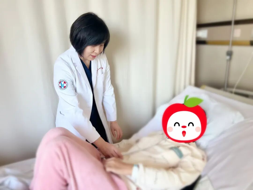 42岁+二胎+胎盘植入……手术室里的情形惊心动魄,在场所有人祈祷母子平安