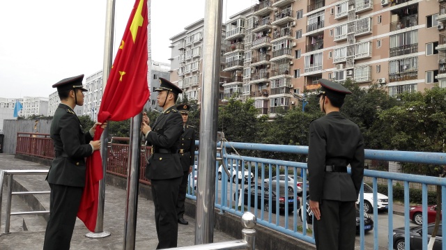 坚定地脚步 不变的决心西政国防生参加校运会纪实