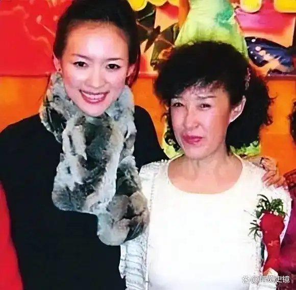 央视颜值天花板涂经纬，与撒贝宁同居 4 年转身嫁富商，今现状令人唏嘘