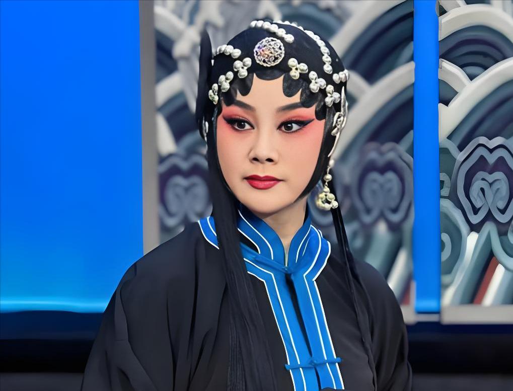 她,替宁夏摘下秦腔首梅!从六盘山到梅花奖,她改写了宁夏秦腔史