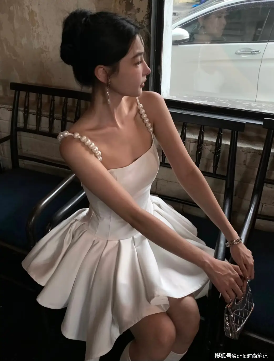 年会晚宴不能停！美美的年会穿搭指南来了，成为最耀眼的Queen