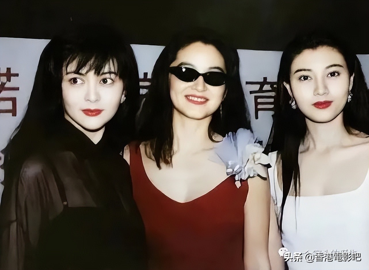 笑傲江湖千秋岁，东方不败三十年
